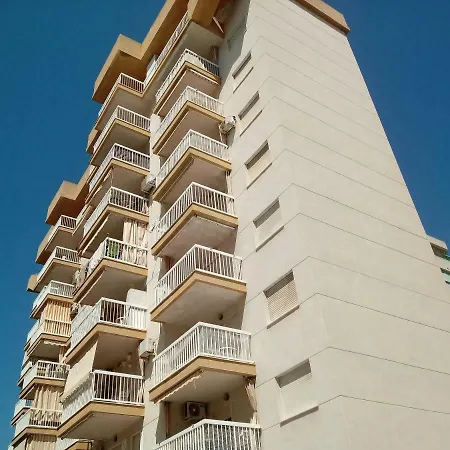 Grau Y Playa 3000 Apartment *
